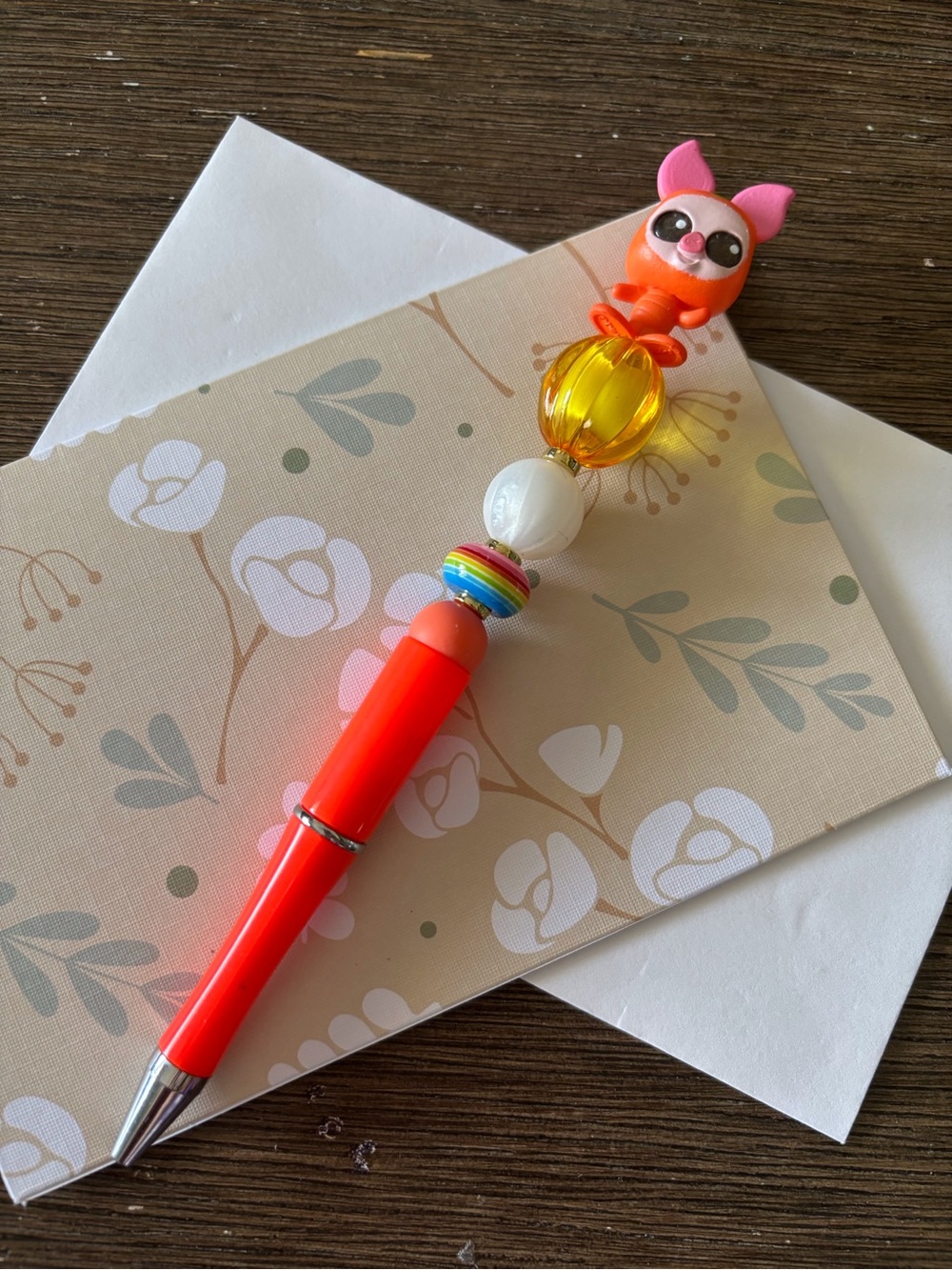 Disney Doorables: Winnie the Pooh: Piglet Halloween handmade beaded pen - Picture 2 of 3